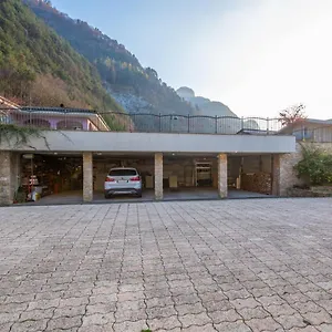  Apartment Seven Aldo Flat Italien