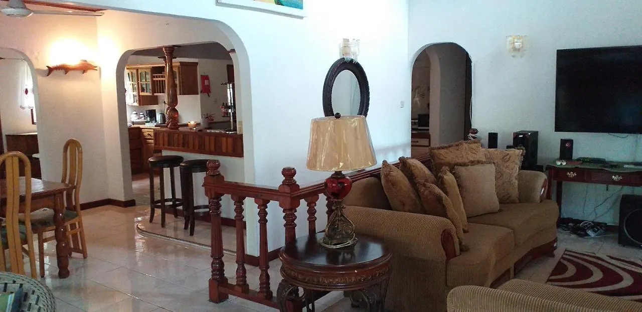 Villa Elilia'S Haven Beau Vallon  0*, Beau Vallon (Mahe) Seychellen